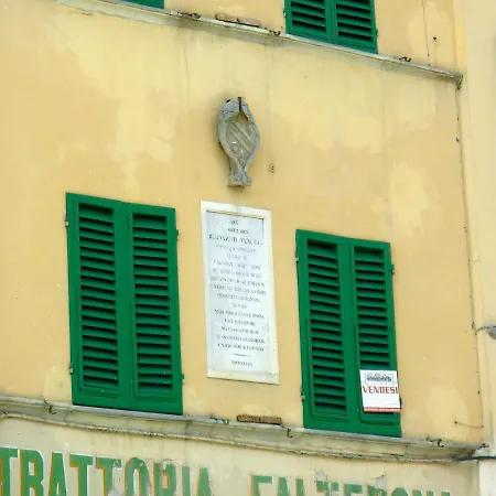 Casa Natale Bernardo Tanucci 아파트 *